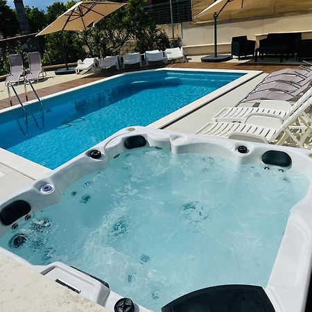 Apartment Dida I Mara Malinska Ngoại thất bức ảnh